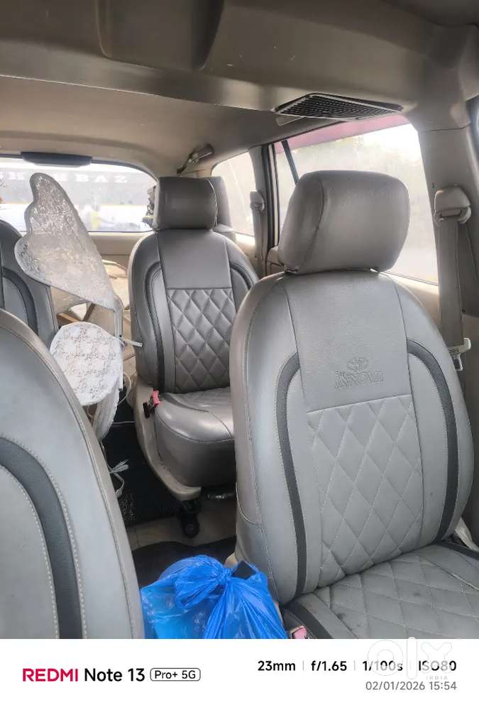 Toyota Innova 2.0 E 2006