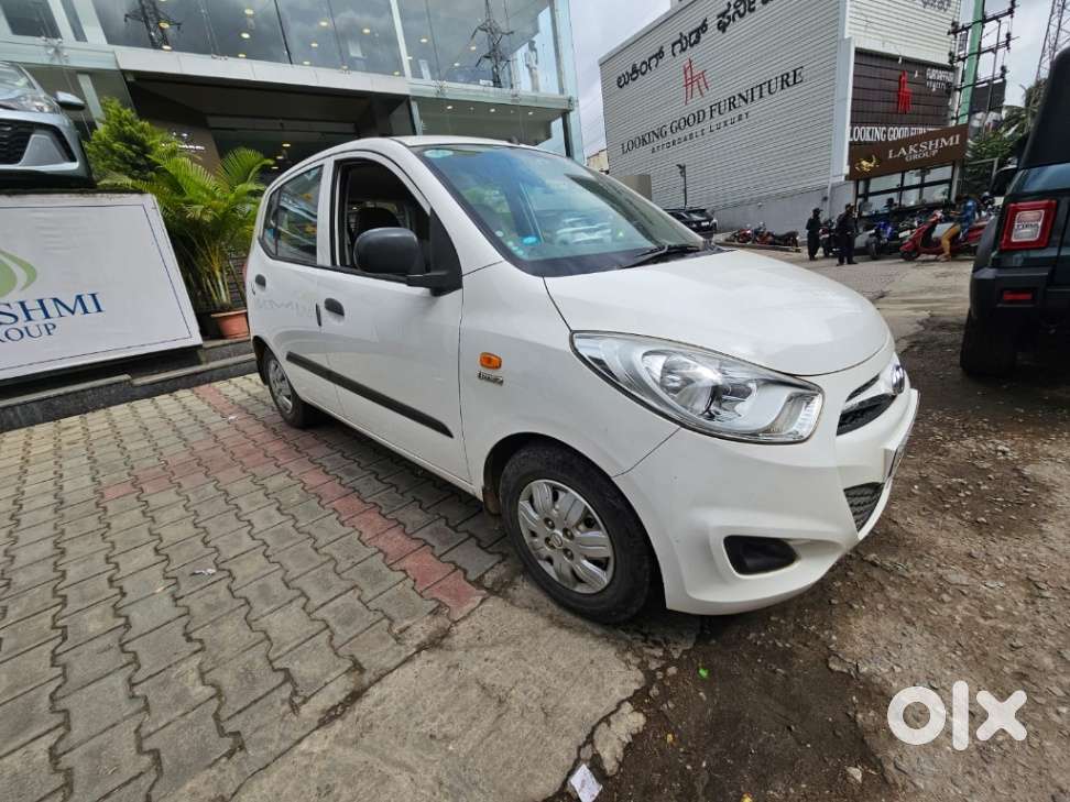 Hyundai I10 Magna O, 2016, Petrol