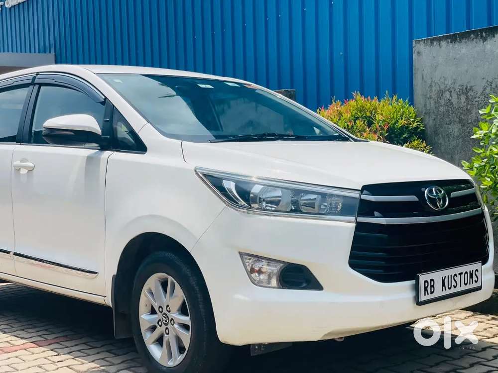 Toyota Innova Crysta 2018