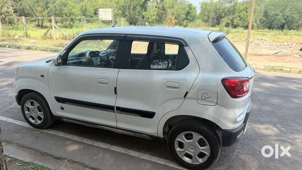 Maruti Suzuki S-presso Vxi At, 2020, Petrol