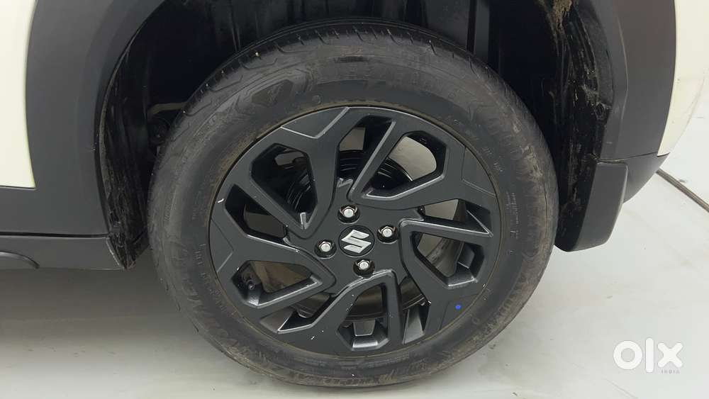 Maruti Suzuki Fronx Delta Plus 1.2l Mt, 2024, Petrol