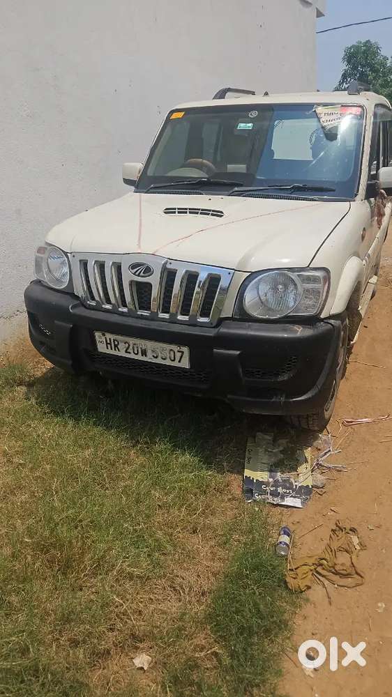 Mahindra Scorpio 2011 Diesel 300000 Km Driven