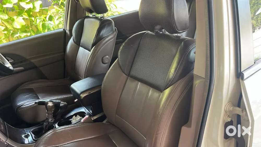 Mahindra Xuv500 2015 Diesel 150000 Km Driven