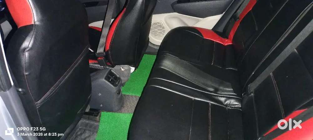 Hyundai Aura 2025 Cng & Hybrids 49500 Km Driven