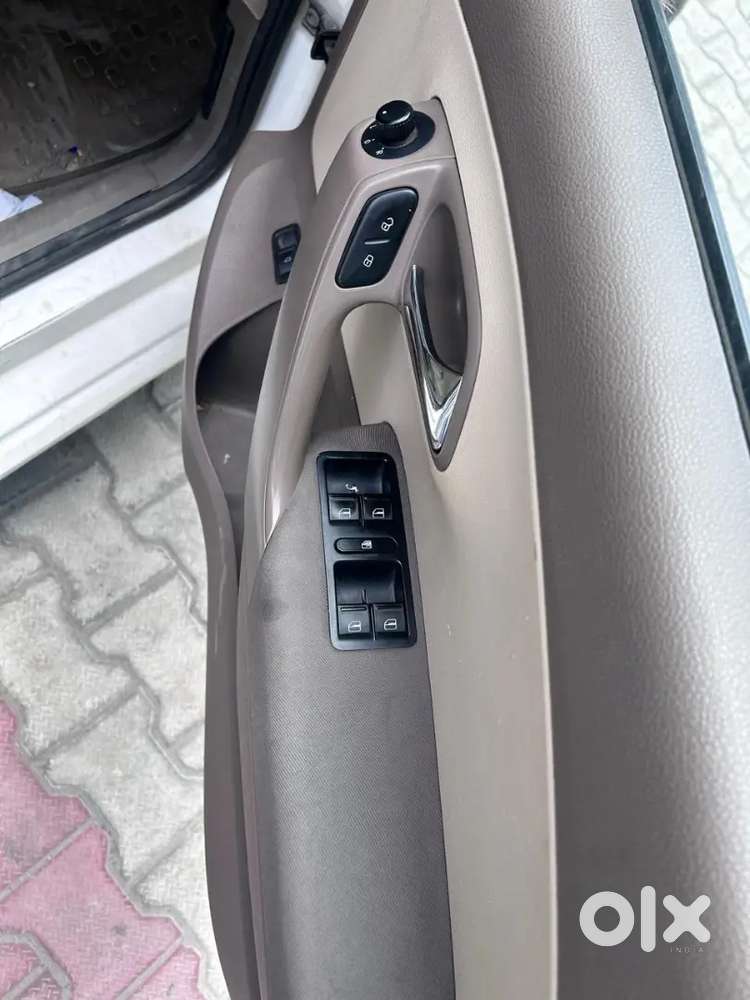 Skoda Rapid Elegance 2013 Diesel White