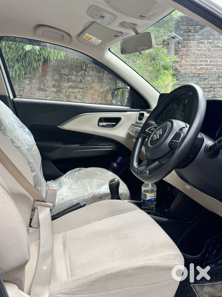 Maruti Suzuki Dzire 1.2 Zxi, 2025, Petrol