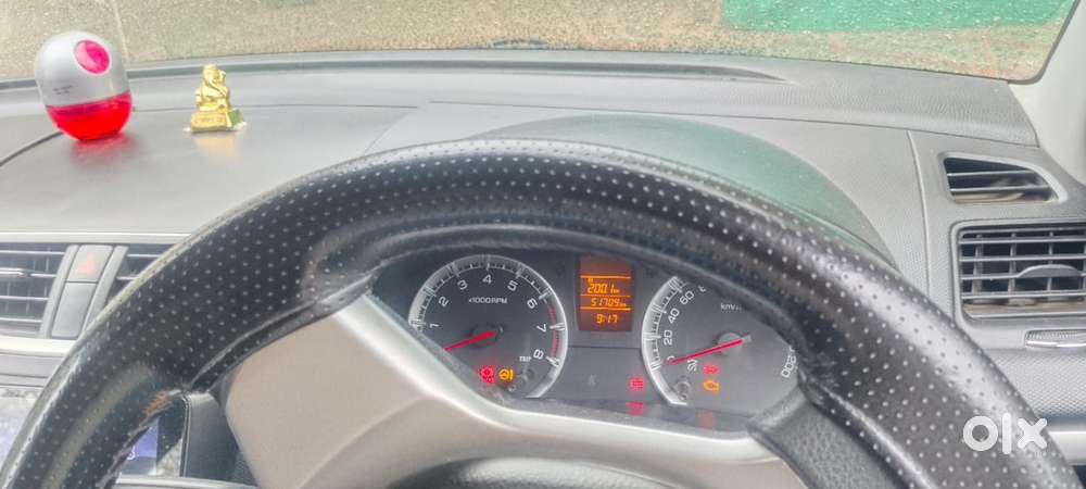Maruti Suzuki Swift Vxi 2013