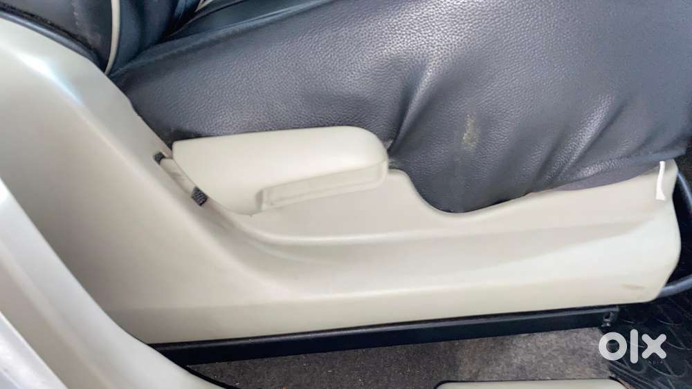 Maruti Suzuki Celerio Vxi At, 2016, Petrol