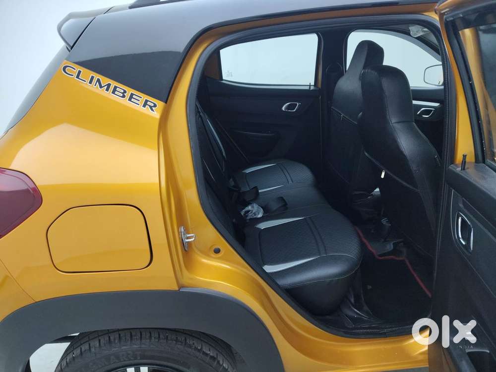 Renault Kwid 1.0 Climber (o) Dual Tone, 2024, Petrol