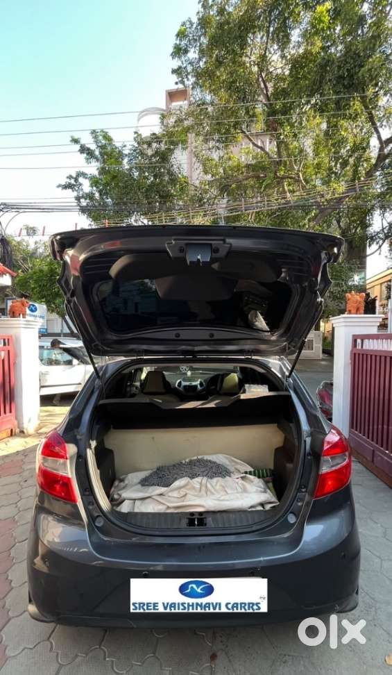 Ford Figo Petrol Titanium, 2015, Petrol