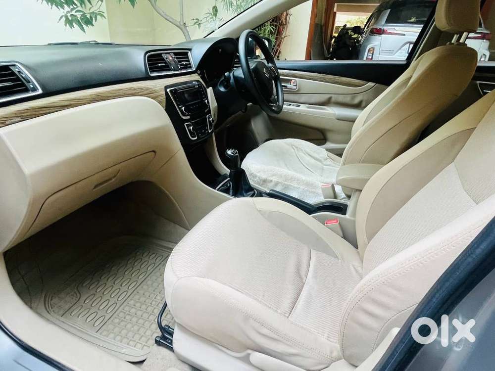 Sale Excellent  Maruti Suzuki Ciaz Smart Hybrid Petrol Lux Sedan
