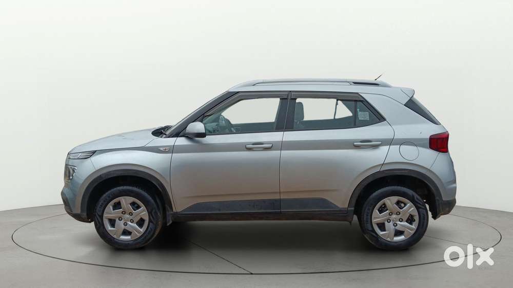 Hyundai Venue S, 2022, Petrol