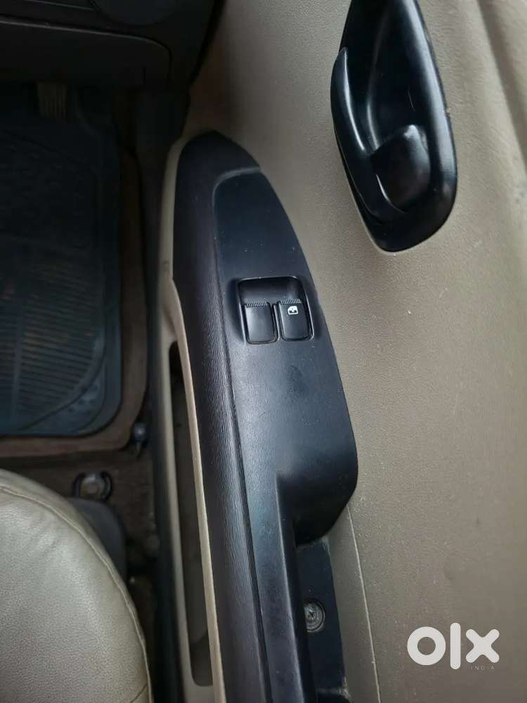 Hyundai I10 Era Petrol 2012