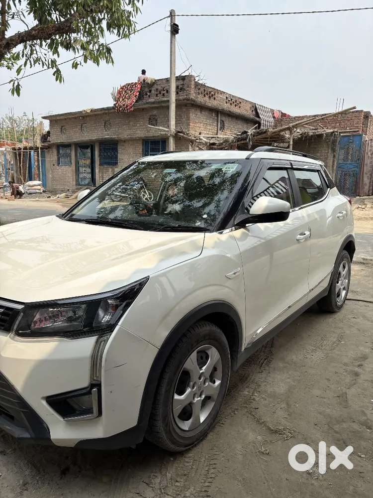 Mahindra Xuv300 2022 Diesel Well Maintained