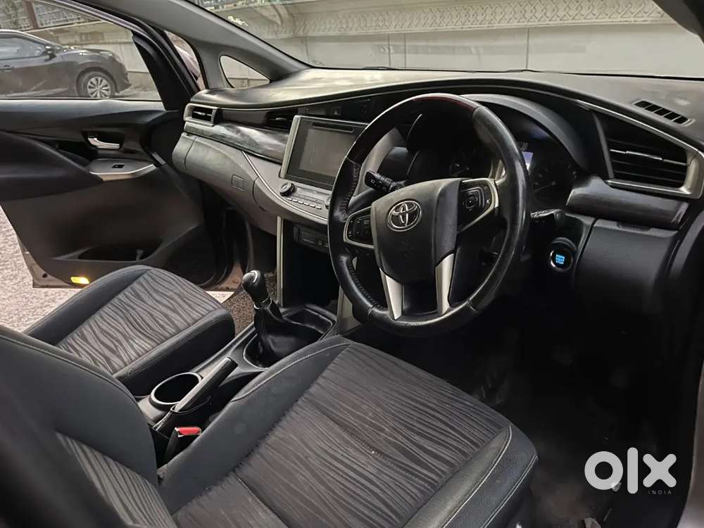 Toyota Innova Crysta 2019