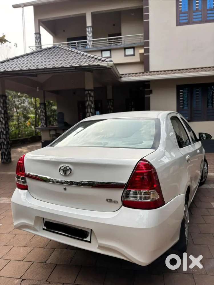 Toyota Etios 2015 Diesel 124000 Km Driven