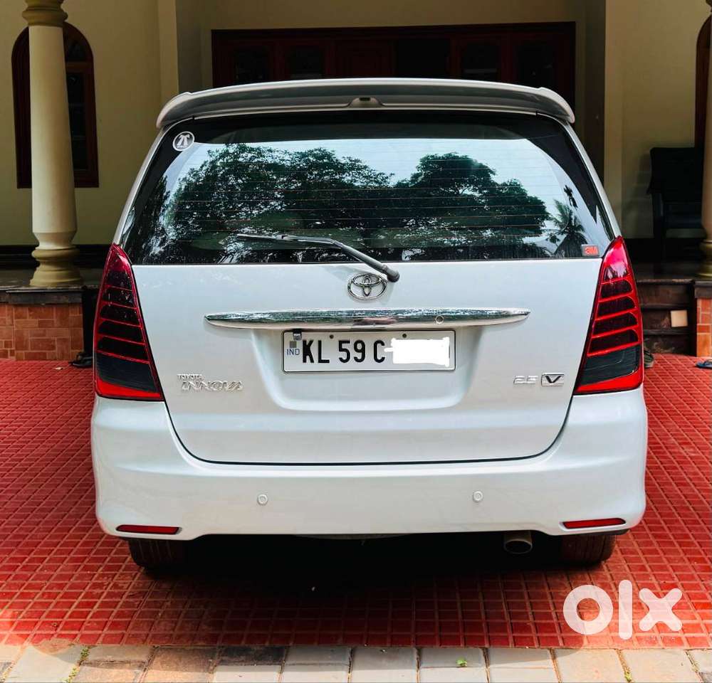 2010 Innova Single Owner Kerala Registration