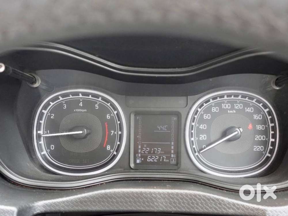 Maruti Suzuki Brezza 1.5 Zxi Smart Hybrid, 2022, Petrol