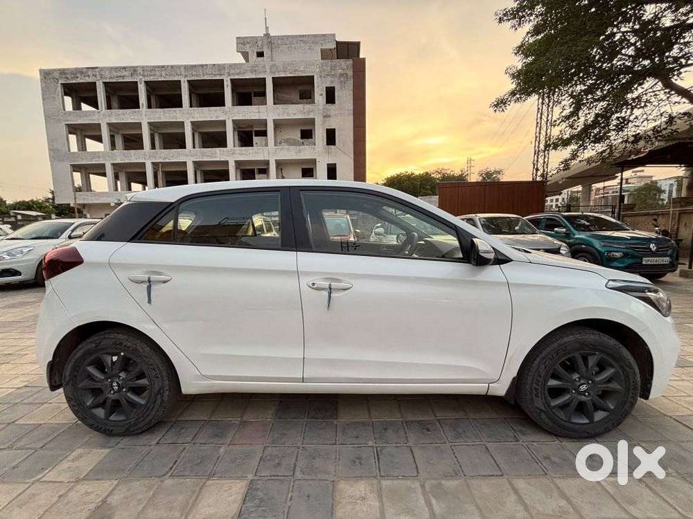 Hyundai I20 Petrol Spotz, 2020, Petrol