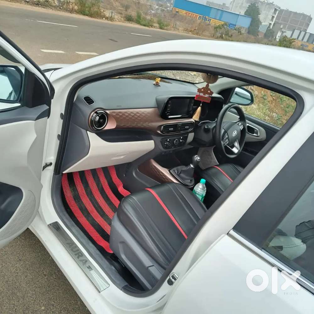 Hyundai Aura 2024 Cng & Hybrids Well Maintained