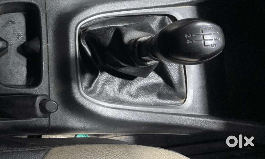 Renault Triber Rxl, 2022, Petrol