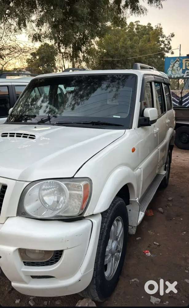 Best Condition New Tyre New Battery New Seat Cover New Sound System