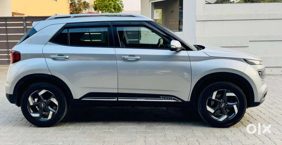 Hyundai Venue Sx Plus Turbo Dct, 2019, Petrol