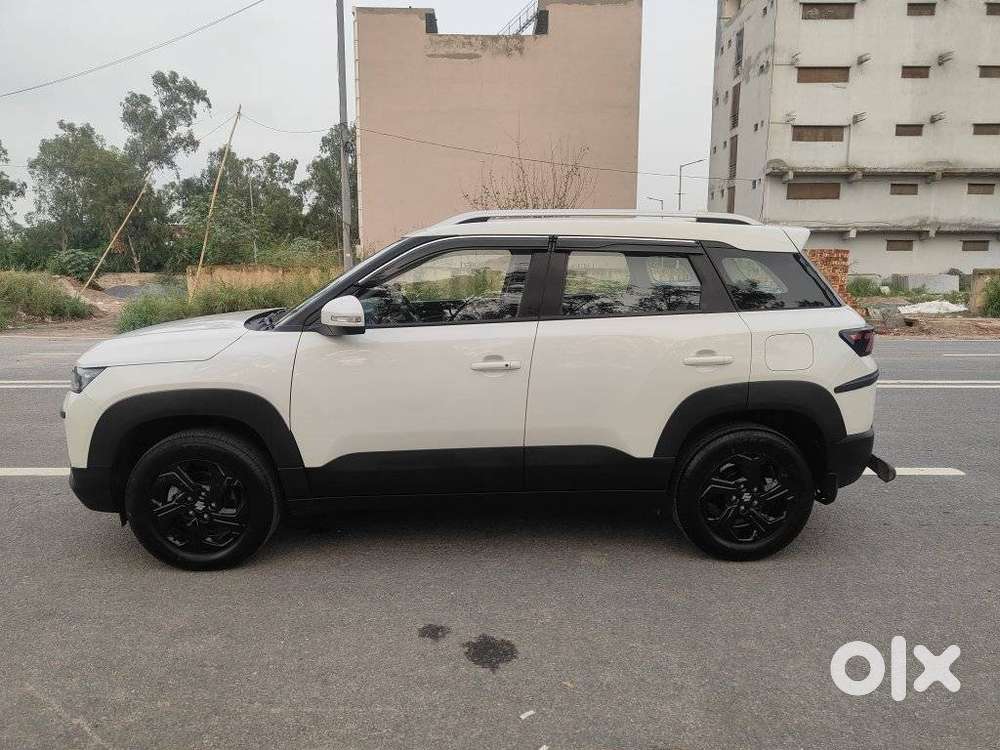 Maruti Suzuki Brezza Zxi Plus Smart Hybrid, 2023, Petrol