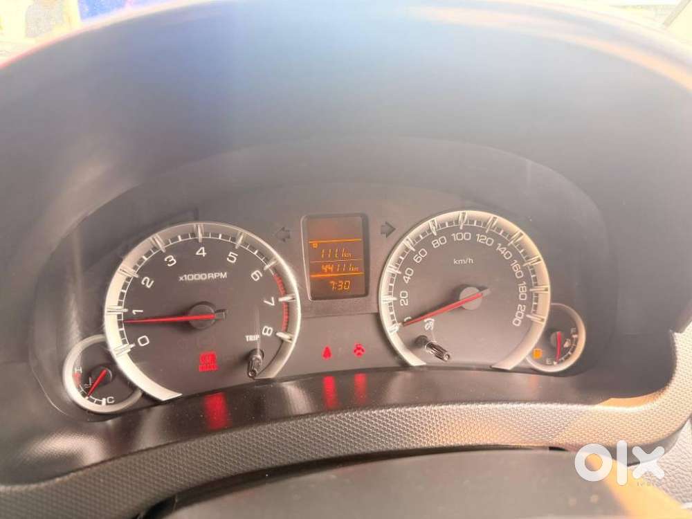 Maruti Suzuki Swift Vxi Optional, 2016, Petrol