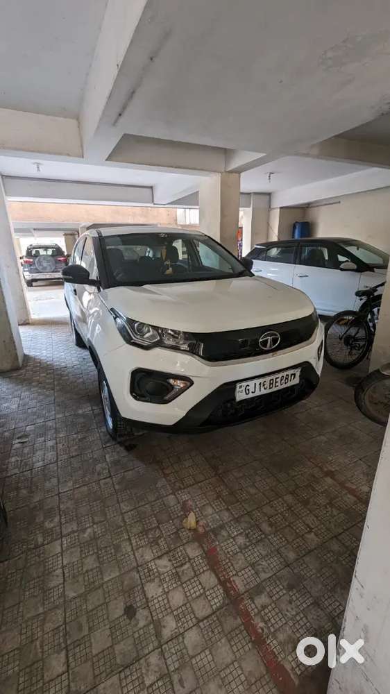 Tata Nexon Revotron Xe 2022 Model