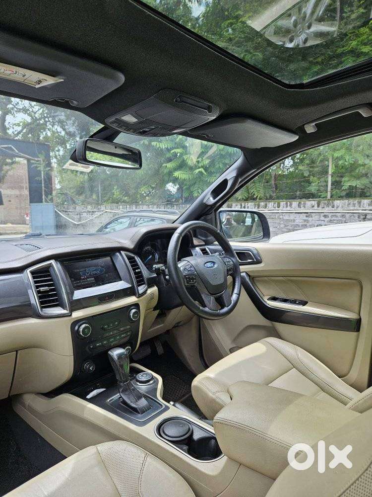 Ford Endeavour 3.2 Titanium At 4x4, 2016, Diesel