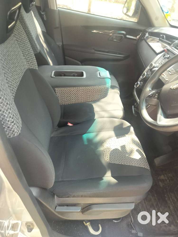 Mahindra Kuv100 Nxt 2017 Diesel Well Maintained