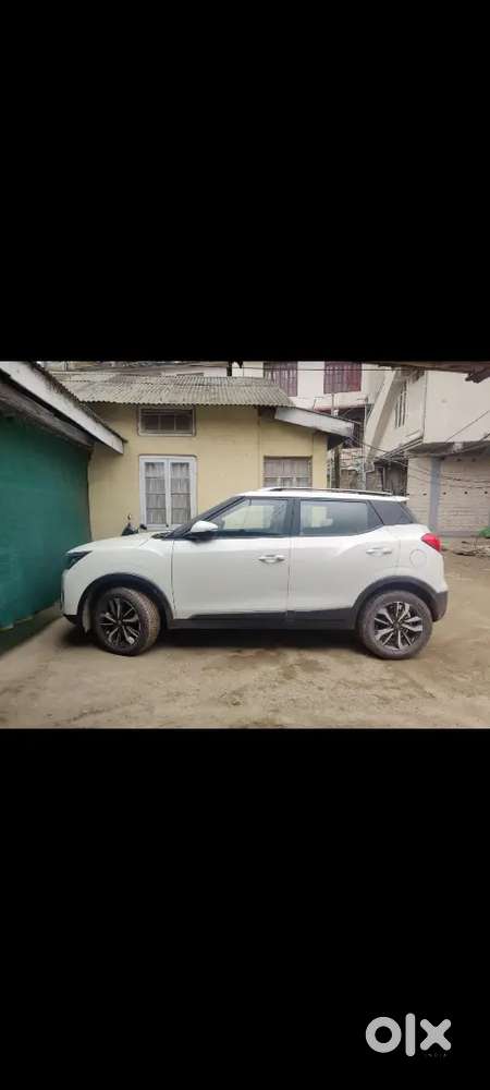Mahindra Xuv300 2022 Petrol Well Maintained
