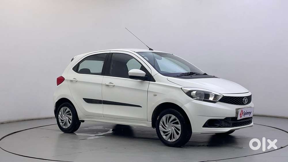 Tata Tiago 1.2 Revotron Xt, 2016, Petrol