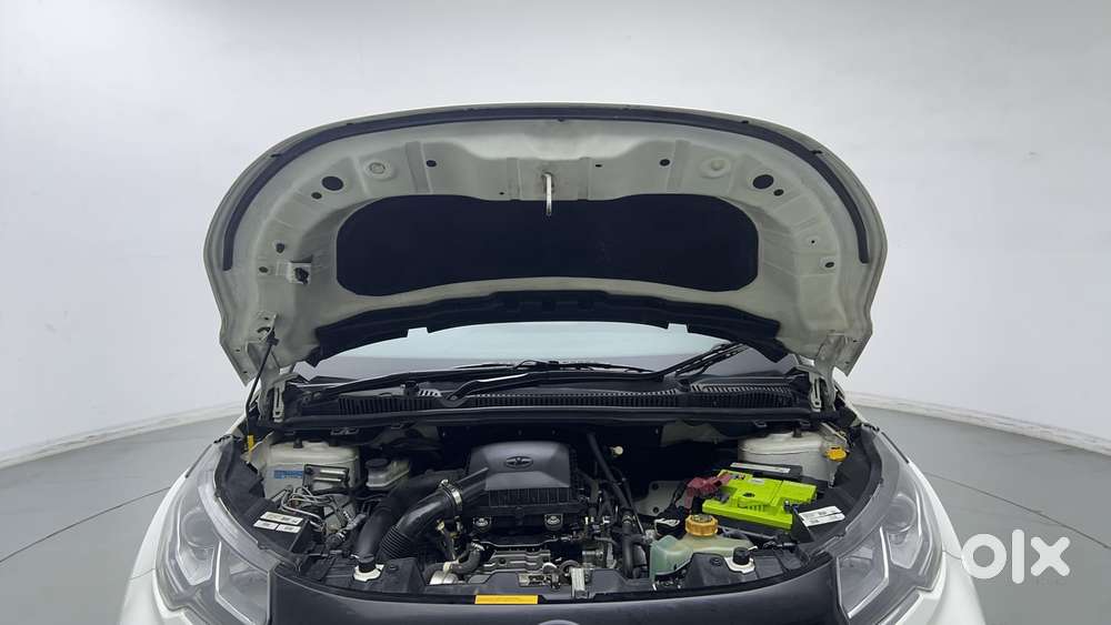 Tata Nexon 1.2 Revotron Xm (s), 2022, Petrol