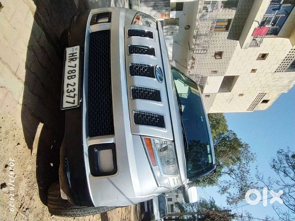 Mahindra Tuv 300 2016