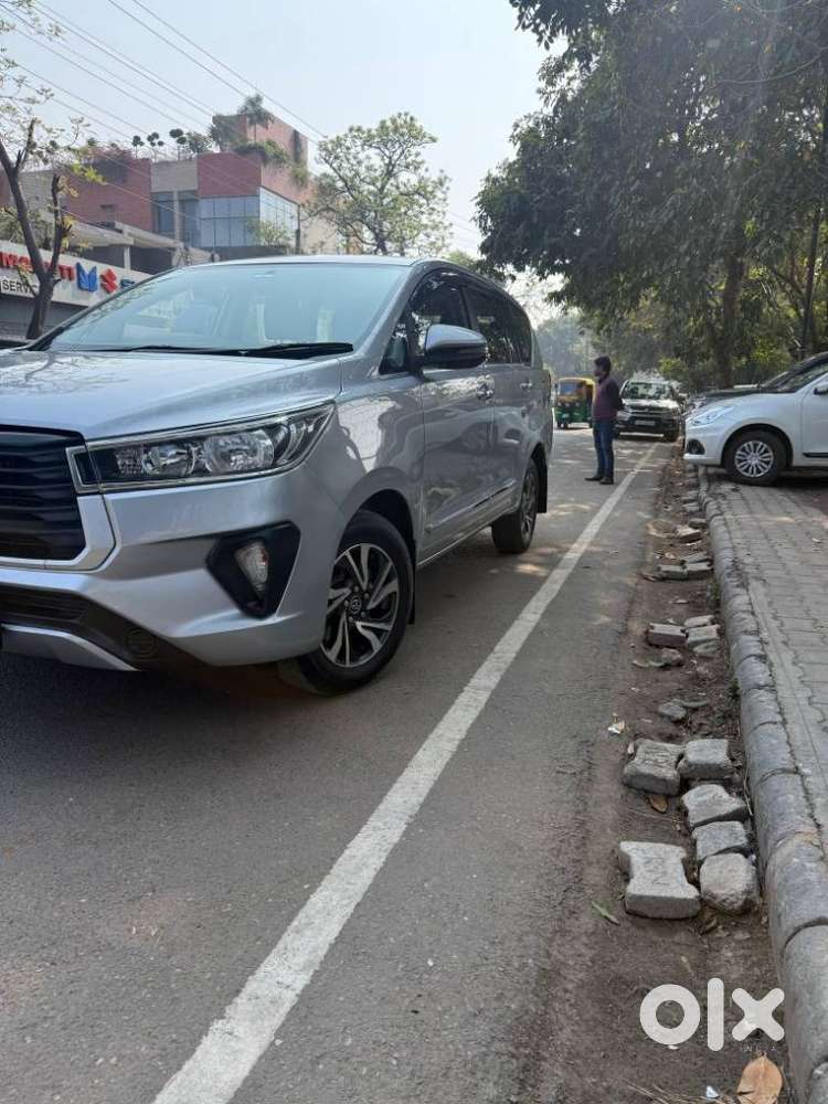 Toyota Innova Crysta 2.8 Gx At, 2021, Diesel