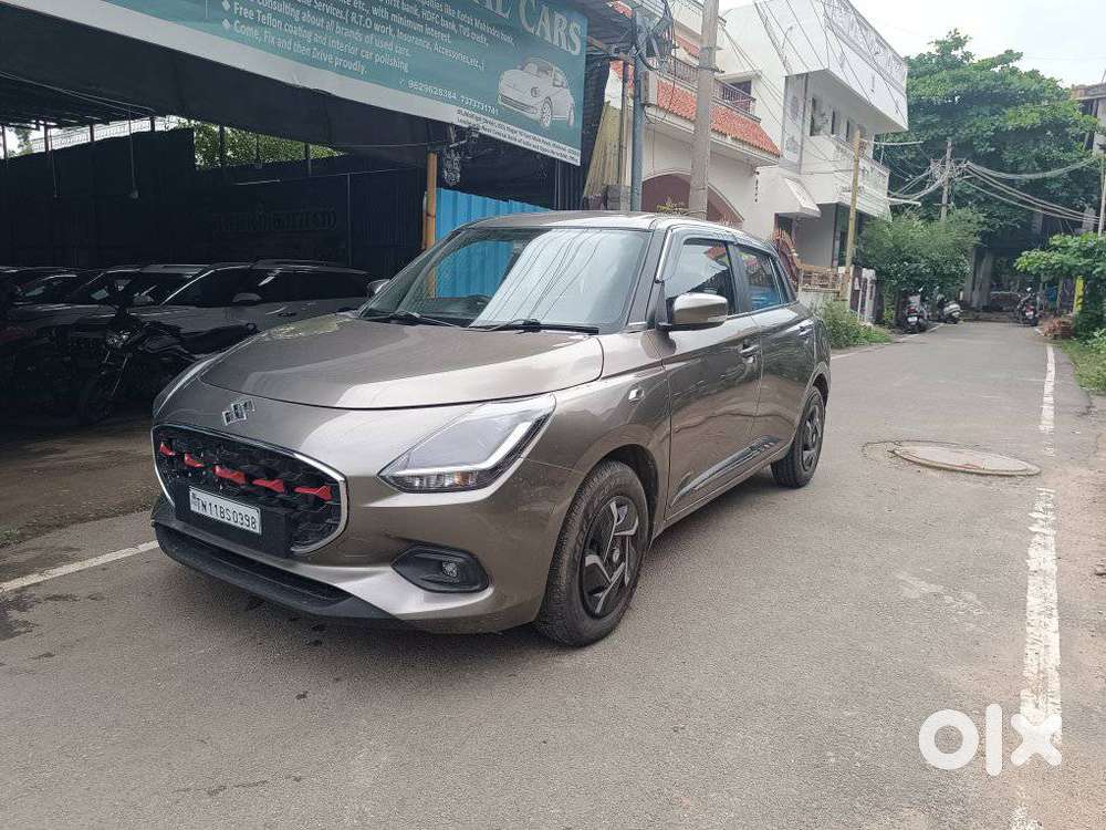 Maruti Suzuki Swift Vxi + Manual, 2025, Petrol