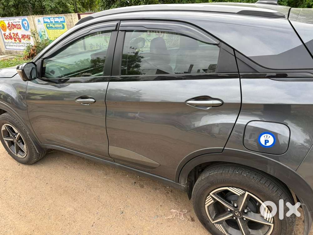 Tata Nexon Petrol 2025