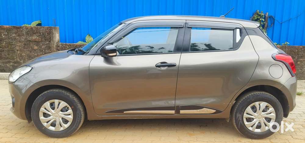 Maruti Suzuki Swift Vxi + Manual, 2019, Petrol