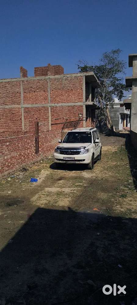 Tata Safari Storme Well Maintained