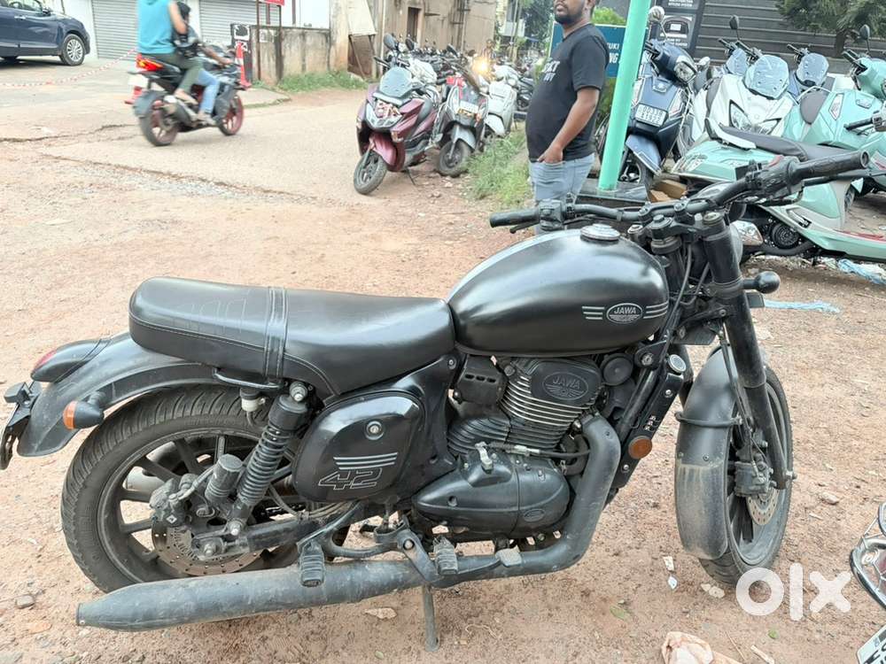 2021 Jawa 42 km driven