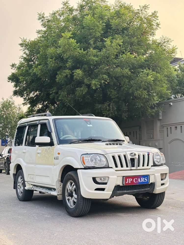 Mahindra Scorpio Vlx 4wd, 2013, Petrol