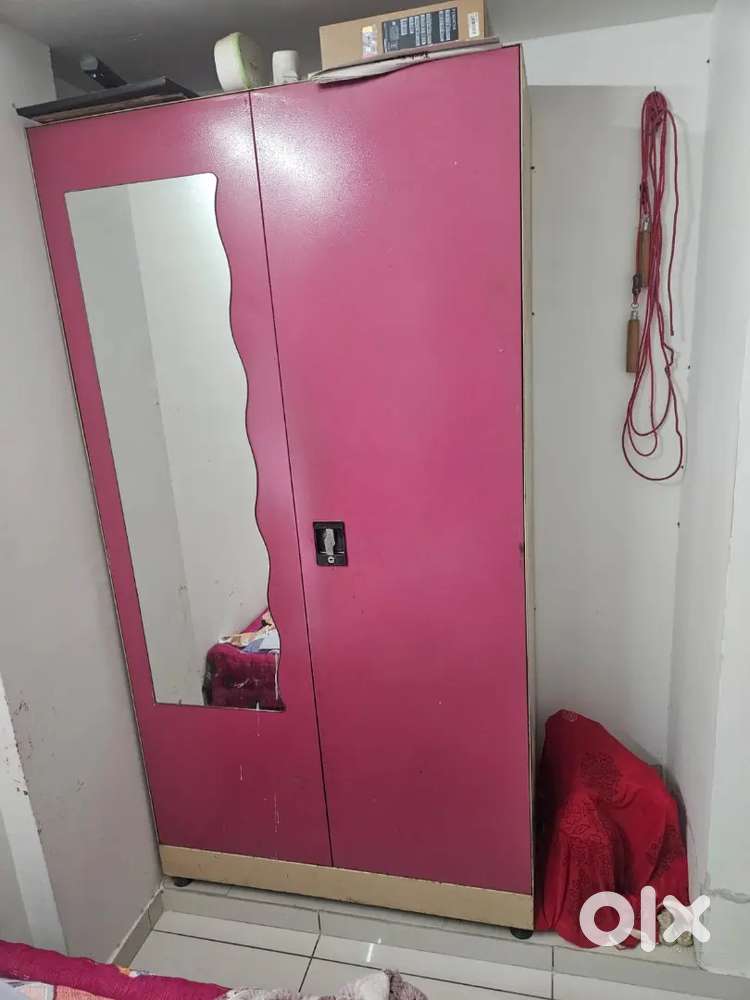 Heavy cupboard