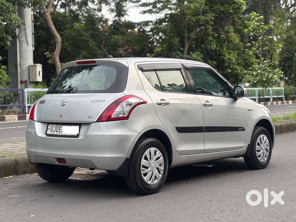 Maruti Suzuki Swift Vxi + Manual, 2014, Petrol