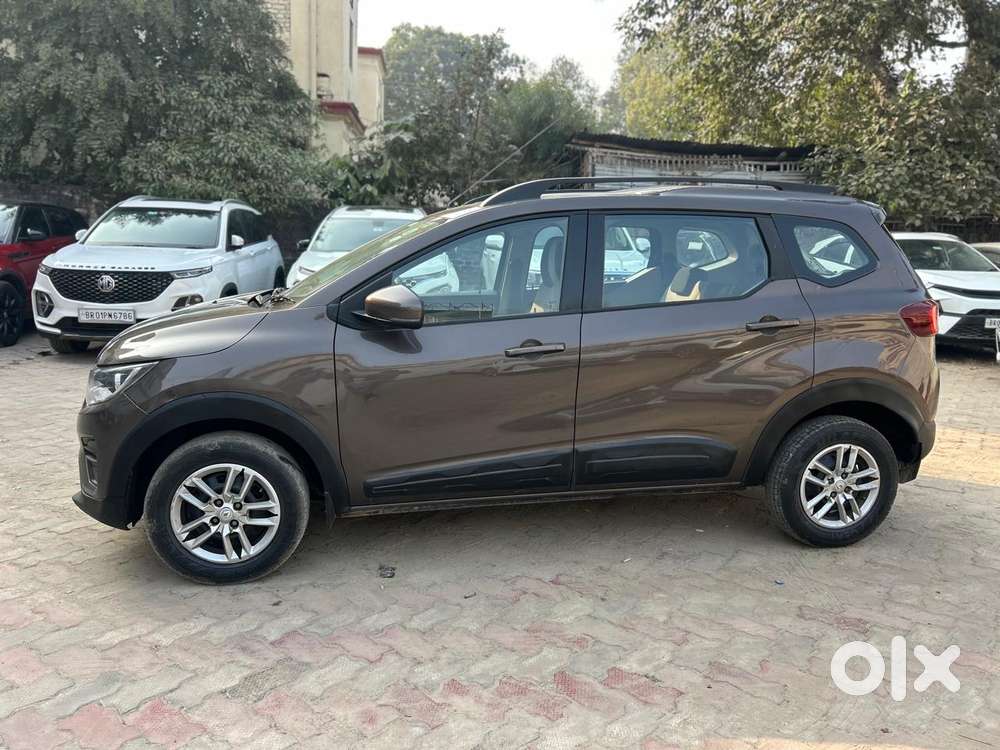 Renault Triber Rxt, 2021, Petrol