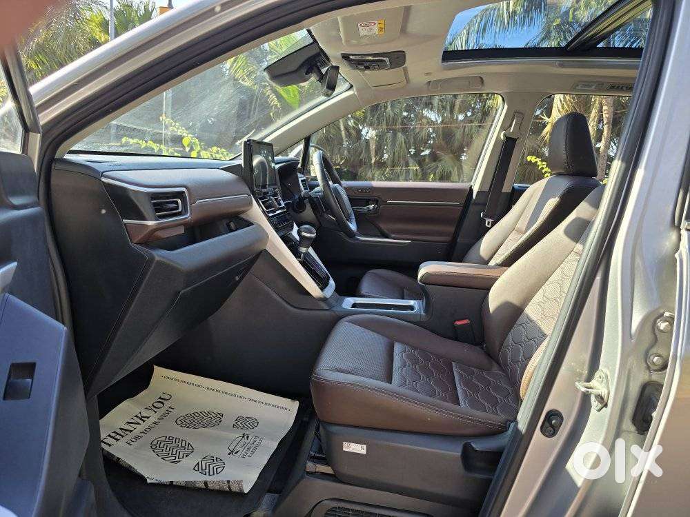 Toyota Innova Hycross 2.0 Zx (o) Hybrid 7 Str, 2024, Petrol