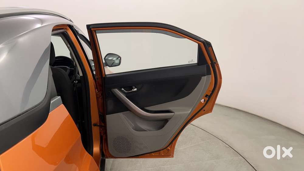 Tata Nexon 1.2 Revotron Xz Plus Dual Tone, 2019, Petrol
