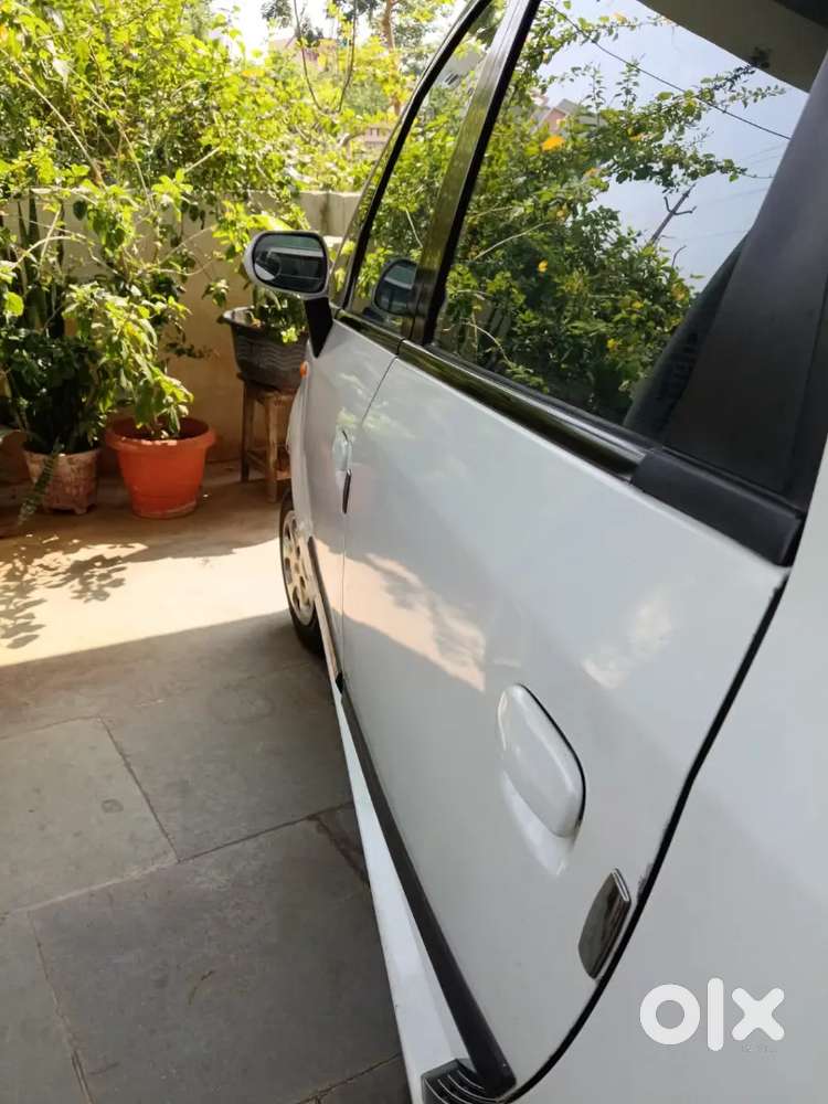Tata Nano 2016