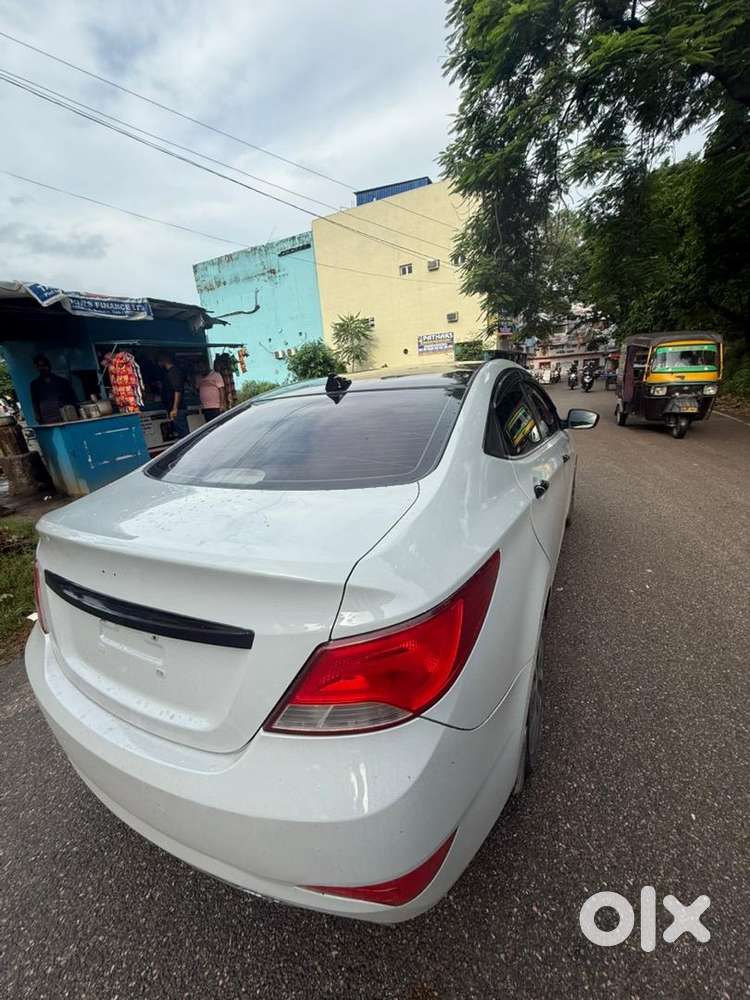 Hyundai Fluidic Verna Petrol Well Maintained